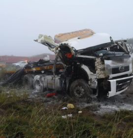 One injured when truck lost control on the N3 South at Van Reenen