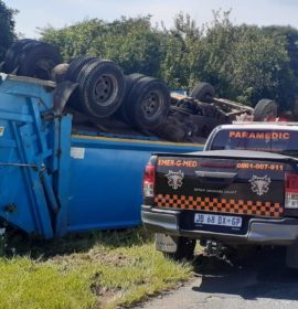 Several injured in a truck rollover in Randpark