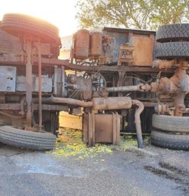 A truck overturned on the R71 near Limpopo due to a slippery road