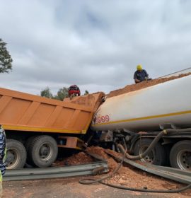 Gauteng: Truck driver airlifted to hospital following N14 Muldersdrift crash
