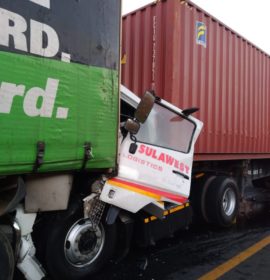 One injured in a truck collision on the N3 near Harrismith