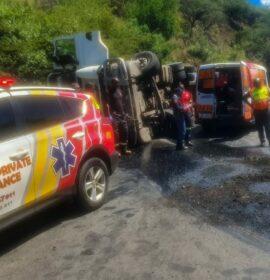 Two injured in a truck rollover on the R34 and R66