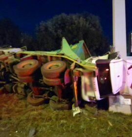 One killed in N1 truck crash