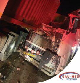 Heavy motor vehicle collision on Main Reef Road, Malvern East, Johannesburg.