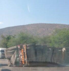 Truck rollover on the N1 North at Waterpoort junction