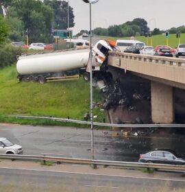 Diesel tanker crash on Kliprivier Drive north near the N12 east exit.