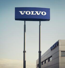 Volvo Trucks Names Top Dealers in SA