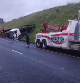 Truck jack-knifed on the N3 near Tweedie