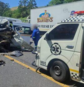 Fourteen Injured in Serious N2 Collision Near Ifafa involving a mini bus taxi and truck