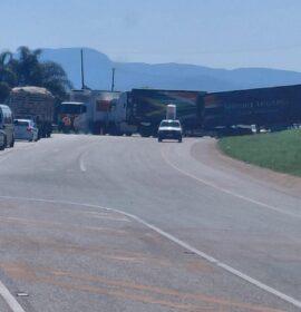 R71 Phalaborwa to Tzaneen blocked after a collision