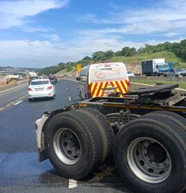 Truck accident on the N2 Southbound near Westwood Mall