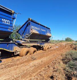 Road users warned of muddy and slippery roads in the Hantam Region, Namakwa District