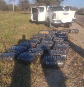 Drug-dealing suspects arrested while travelling from Acornhoek towards Hoedspruit