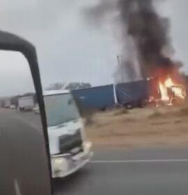 A truck has caught fire on the N1 before Louis Trichardt while travelling from the Polokwane direction