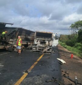 Fortunate escape from injury for drivers as 3 trucks collide on the N4