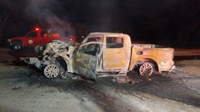 A truck and a bakkie collided on the R71 at Letsitele